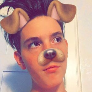 Meet your Posher, Riley